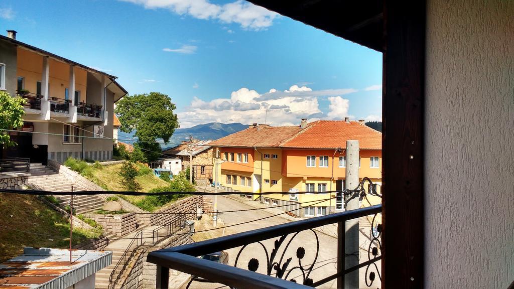 Family Hotel Valchanovata Kashta Fotinovo Exterior photo